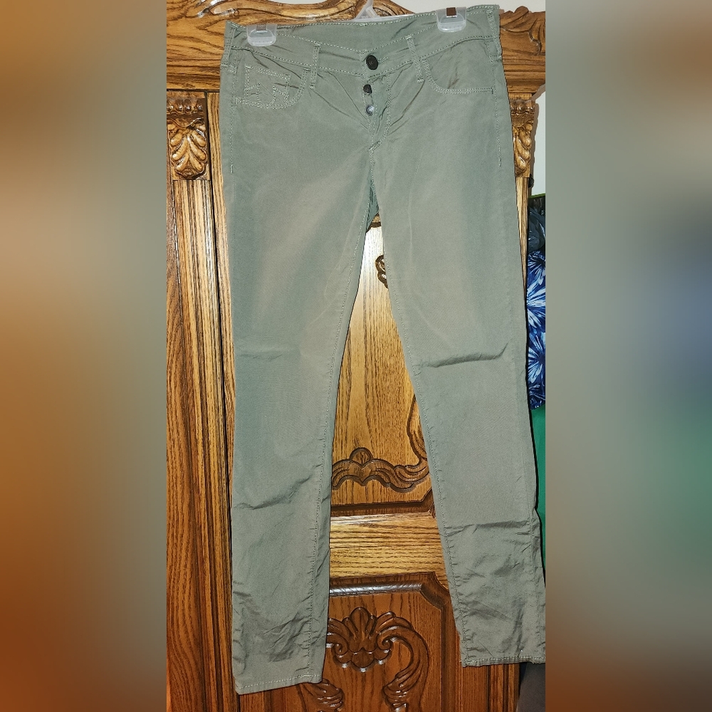 True Religion, green, size 25